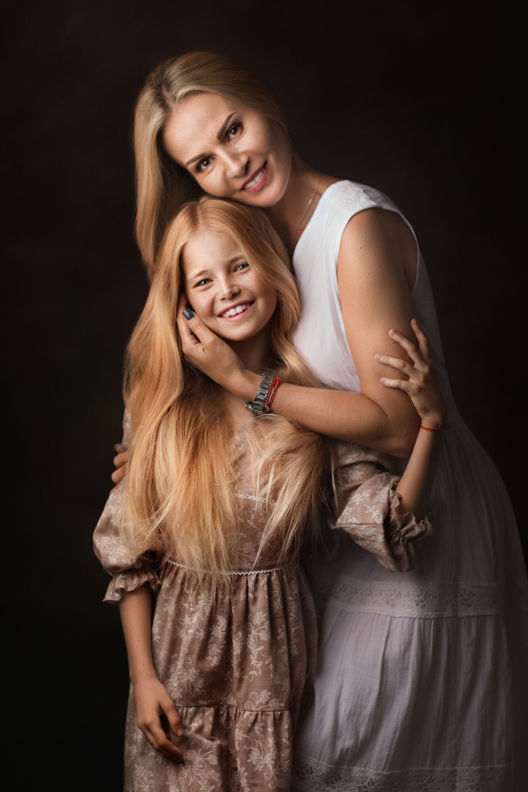 Natalia & Anastasiya - Victoria Manashirov - Photoartist, Photography studio, Artistic photography