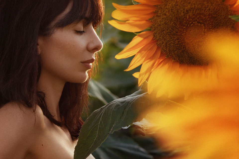 Victoria Manashirov - Vika - Sunflowers